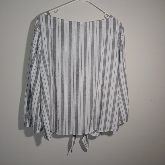 Banana Republic Factory Striped Tie-Front Top Blouse 3/4 Long Sleeve Size XL - Picture 5 of 7